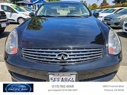 Used 2004 INFINITI G35 Coupe w/ Performance Tire & Wheel Pkg RWD image 2