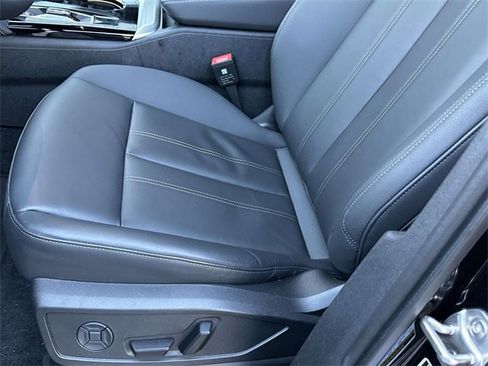 Certified 2025 Audi Q5 Premium w/ 19" Wheel Package image 21