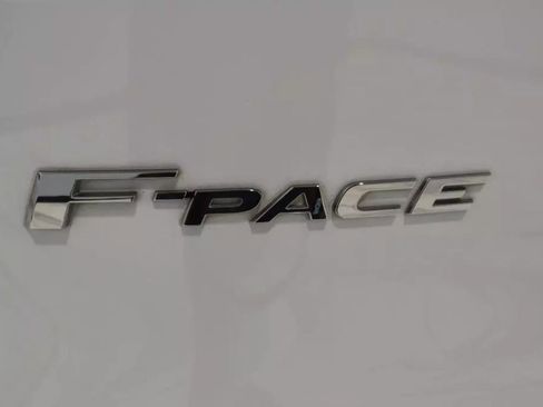 Used 2020 Jaguar F-PACE S image 35