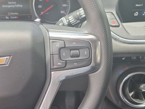 Used 2025 Chevrolet Blazer LT FWD image 21