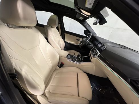 Used 2021 BMW 330i xDrive Sedan w/ Premium Package image 27