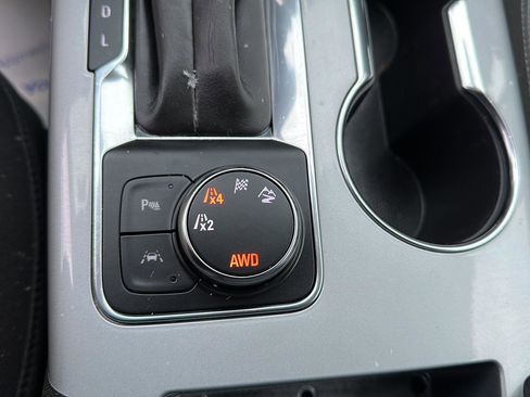 Used 2023 Chevrolet Blazer LT w/ Convenience Package image 34