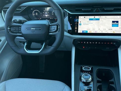 New 2026 Jeep Cherokee Laredo image 14