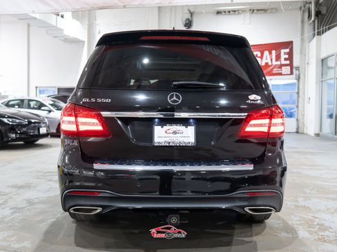 Used 2018 Mercedes-Benz GLS 550 4MATIC w/ Driver Assistance Package image 6