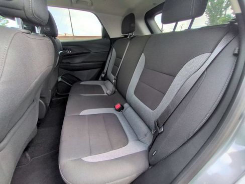 Used 2025 Chevrolet TrailBlazer LT AWD/4WD image 27