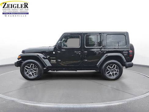 Certified 2024 Jeep Wrangler Sahara image 8