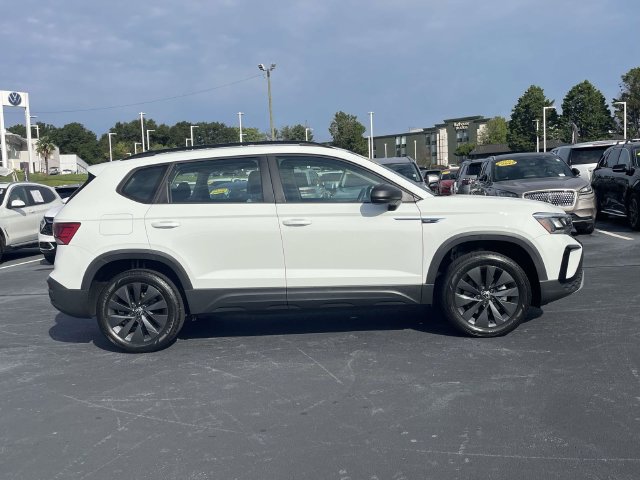 Certified 2024 Volkswagen Taos S FWD image 8