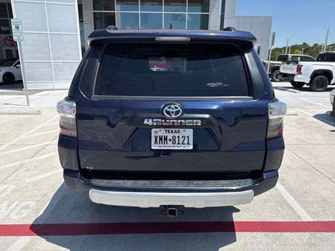 Used 2022 Toyota 4Runner TRD Off-Road Premium w/ Moonroof Package AWD/4WD image 7