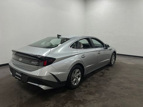 Used 2025 Hyundai Sonata SE image 7