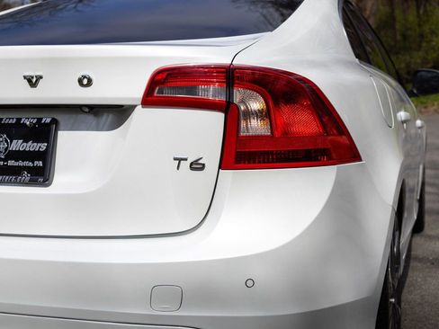 Used 2015 Volvo S60 T6 Platinum FWD image 6