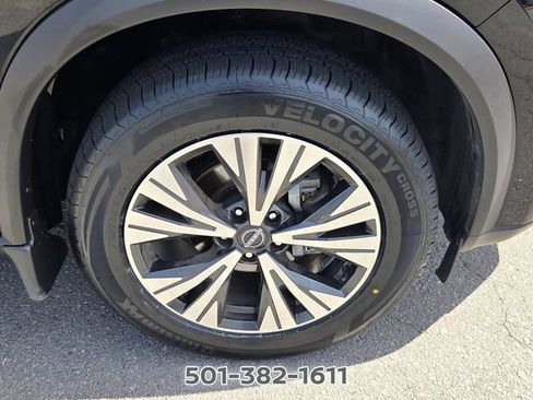 Used 2023 Nissan Rogue SV FWD image 21