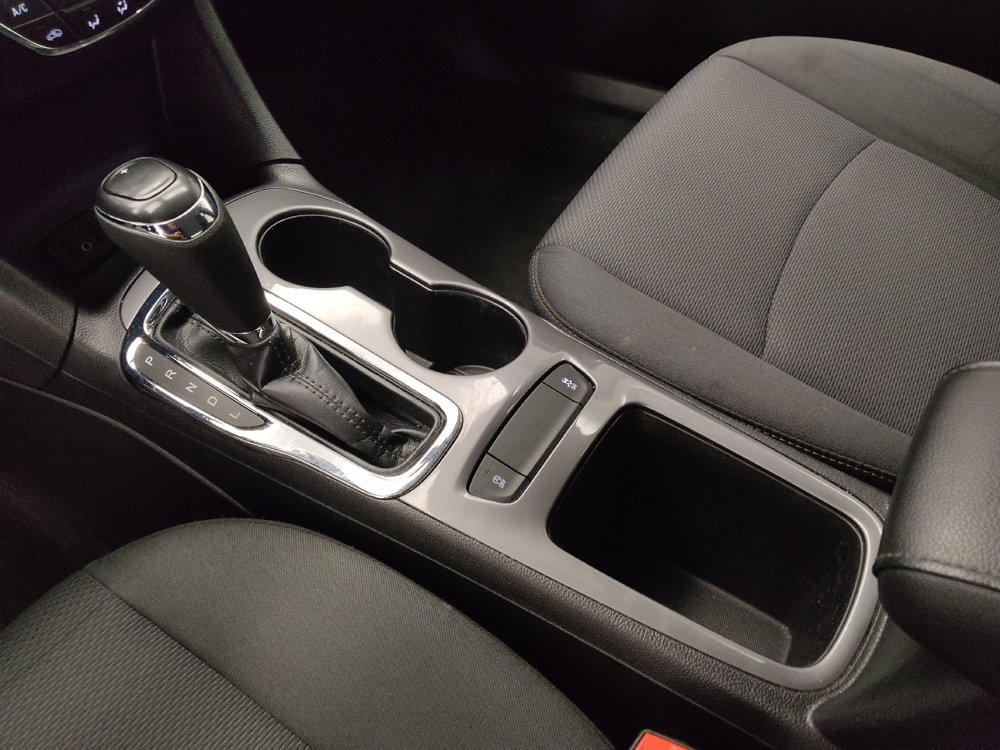Used 2019 Chevrolet Cruze LS w/ LS Convenience Package FWD image 26