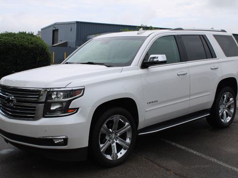 Used 2019 Chevrolet Tahoe Premier AWD/4WD image 37