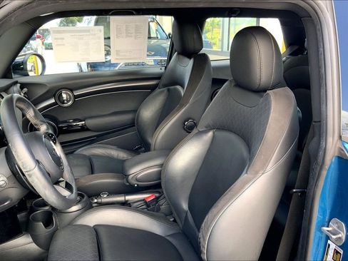 Certified 2023 MINI Cooper S w/ Signature Upholstery Package FWD image 23