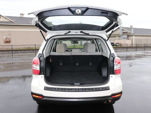 Used 2015 Subaru Forester 2.5i w/ Alloy Wheel Package image 36