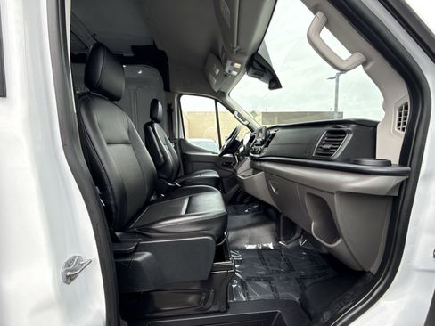 Used 2023 Ford Transit 250 Medium Roof RWD image 23