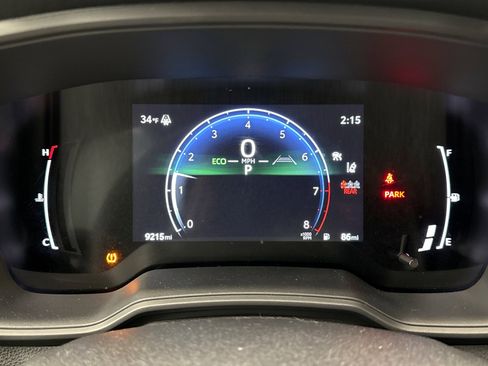 Used 2025 Toyota Corolla SE image 9