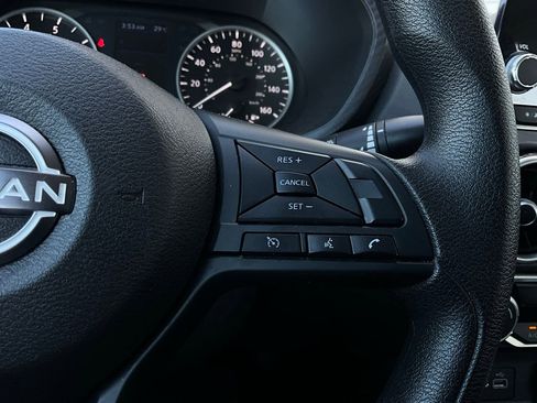 Used 2025 Nissan Sentra S image 30