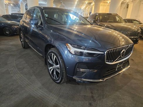 Certified 2023 Volvo XC60 B5 Plus AWD/4WD image 5