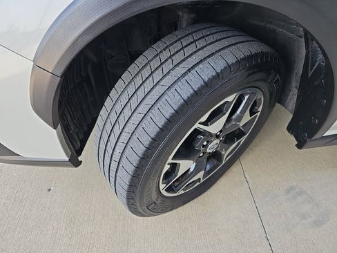 Used 2018 Subaru Crosstrek 2.0i AWD/4WD image 36