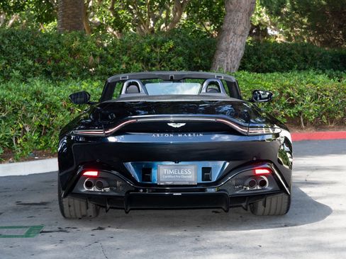 Used 2023 Aston Martin V8 Vantage image 6