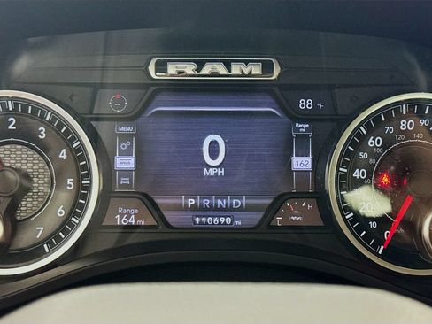 Used 2019 RAM 1500 Big Horn AWD/4WD image 13