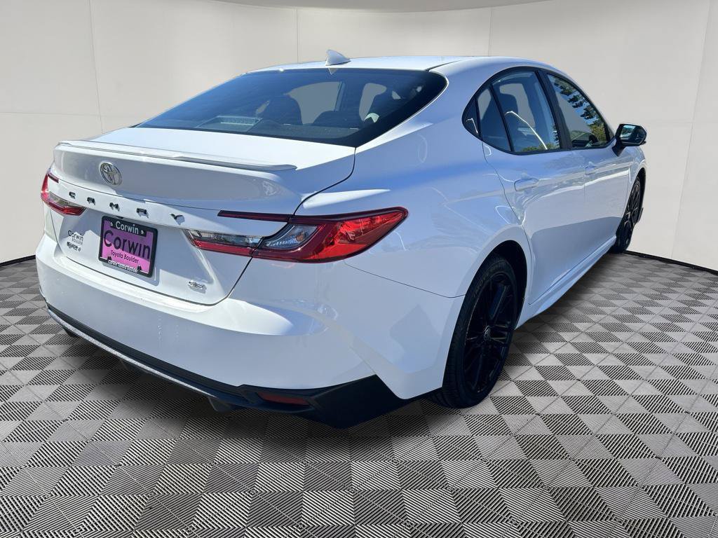 Used 2025 Toyota Camry SE FWD image 8