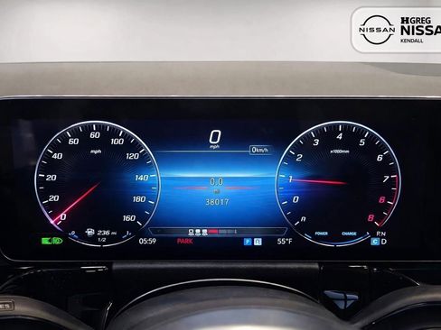 Used 2025 Mercedes-Benz GLA 250 image 10