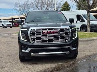 Used 2025 GMC Yukon XL Denali AWD/4WD video 3