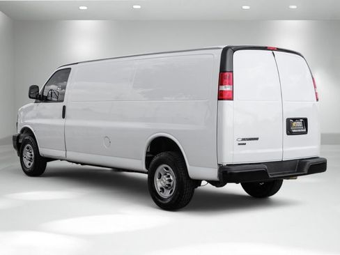 Used 2023 Chevrolet Express 2500 Extended w/ Driver Convenience Package RWD image 8