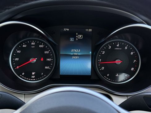 Used 2019 Mercedes-Benz C 300 Sedan image 12