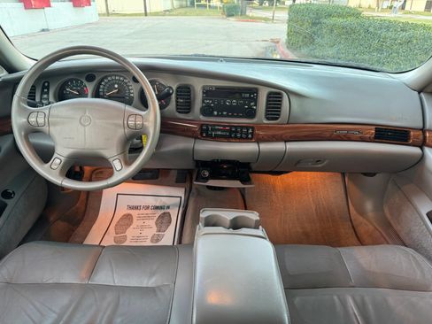 Used 2002 Buick Le Sabre Custom w/ Luxury Pkg FWD image 9