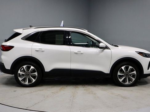 Certified 2024 Ford Escape Platinum image 7