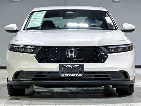 Used 2025 Honda Accord LX image 5