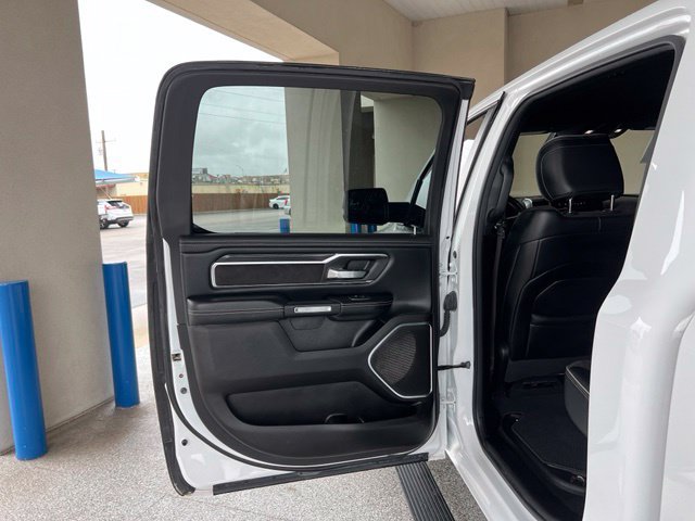 Used 2024 RAM 1500 Laramie AWD/4WD image 16