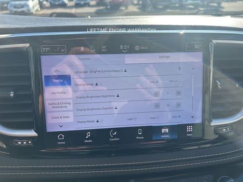 Used 2022 Chrysler Pacifica Touring-L image 27