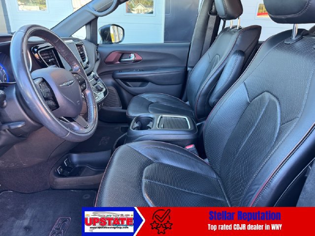 Used 2020 Chrysler Pacifica Limited FWD image 3