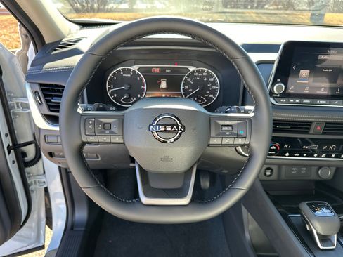 New 2026 Nissan Rogue SV image 24