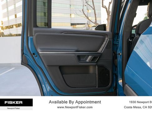 Used 2023 Rivian R1S Adventure image 17