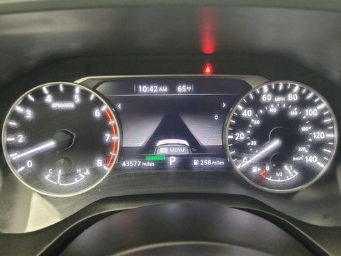 Used 2023 Nissan Rogue SV image 23