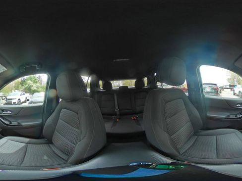Used 2025 Chevrolet Equinox LT FWD image 35