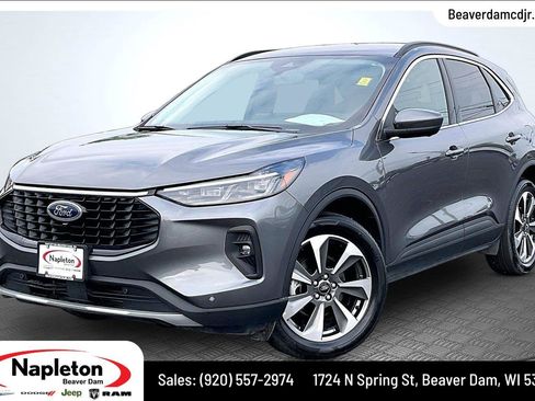 Used 2024 Ford Escape Platinum AWD/4WD image 1
