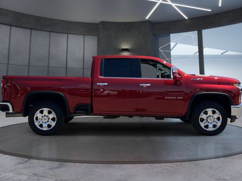 Certified 2022 Chevrolet Silverado 2500 LTZ w/ LTZ Premium Package AWD/4WD image 7