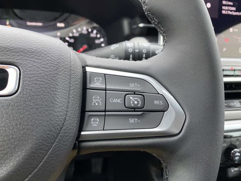 New 2026 Jeep Compass Limited image 13