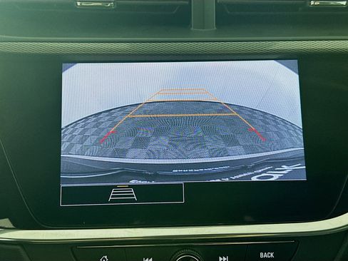 Used 2023 Buick Encore GX Select FWD image 22