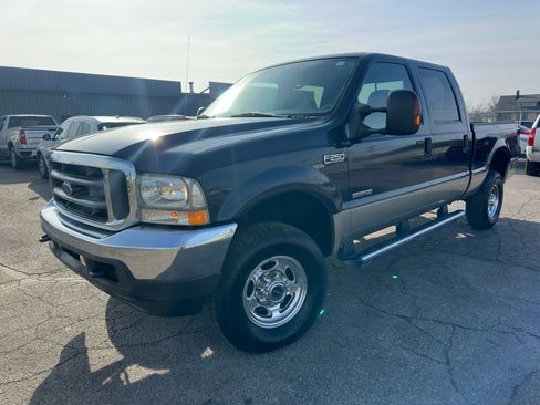 Used 2004 Ford F250 Lariat image 3