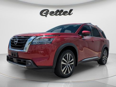 Certified 2022 Nissan Pathfinder Platinum w/ Cargo Package FWD image 1