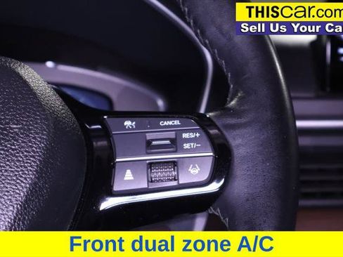 Used 2024 Honda Pilot Elite image 17