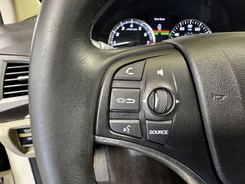 Used 2018 Acura MDX w/ Technology Package FWD image 18