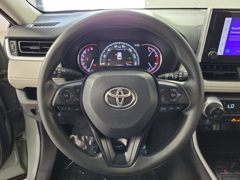 Used 2023 Toyota RAV4 XLE FWD image 26